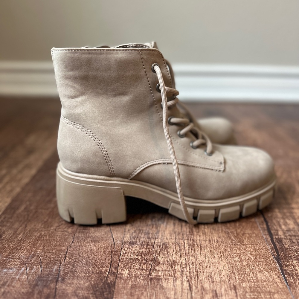 Mia Military Boots